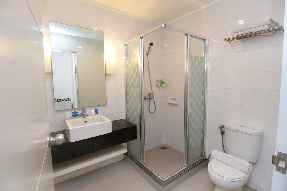 Hotel Airy Glodok Pinangsia Raya Jakarta Exteriér fotografie