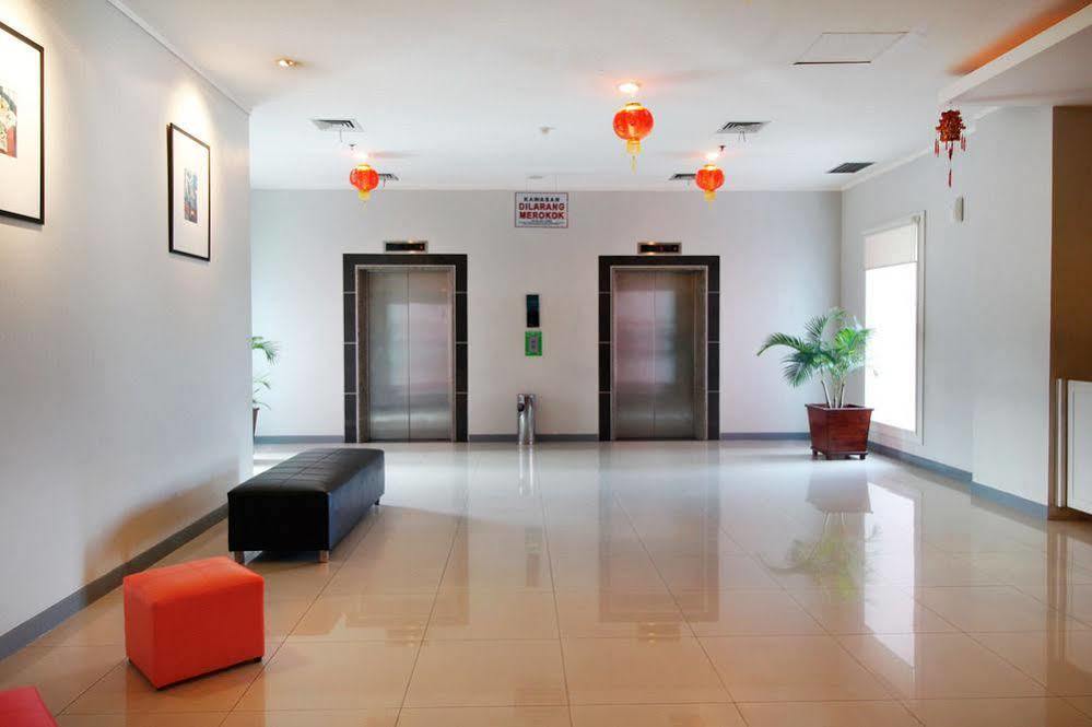 Hotel Airy Glodok Pinangsia Raya Jakarta Exteriér fotografie